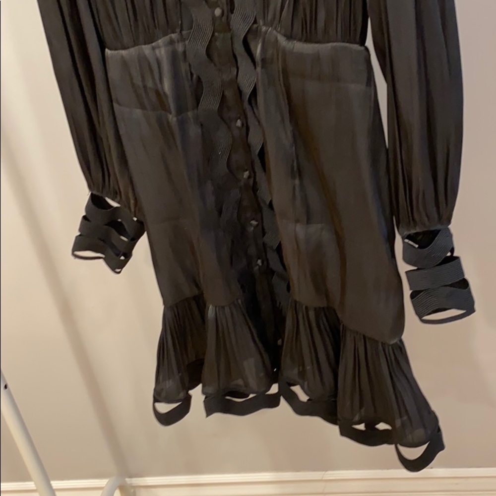 Black detailed dress - Picture 2 of 4